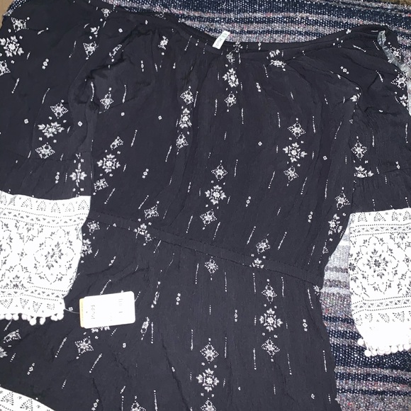 Black and white romper - Picture 2 of 3